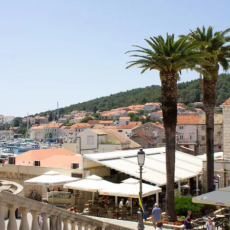 Apartment Vela Vala
