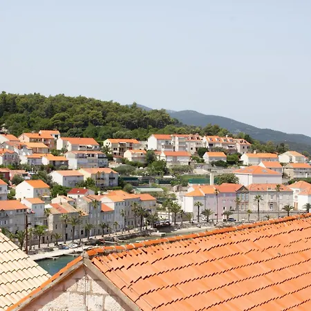 Vela Vala Apartment *
