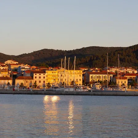 Apartment Vela Vala Vela Luka