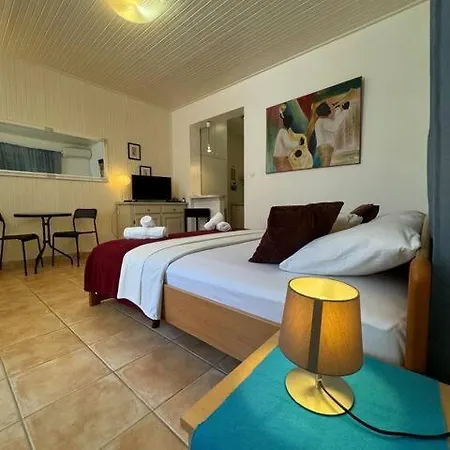 Apartment Vela Vala *